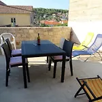 Апартаменты Apartman Art Atellier Jelsa Елса